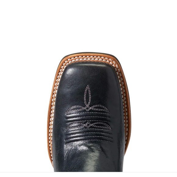 ARIAT Women’s Fiona square toe western boot in midnight/black floral - Picture 3 of 10